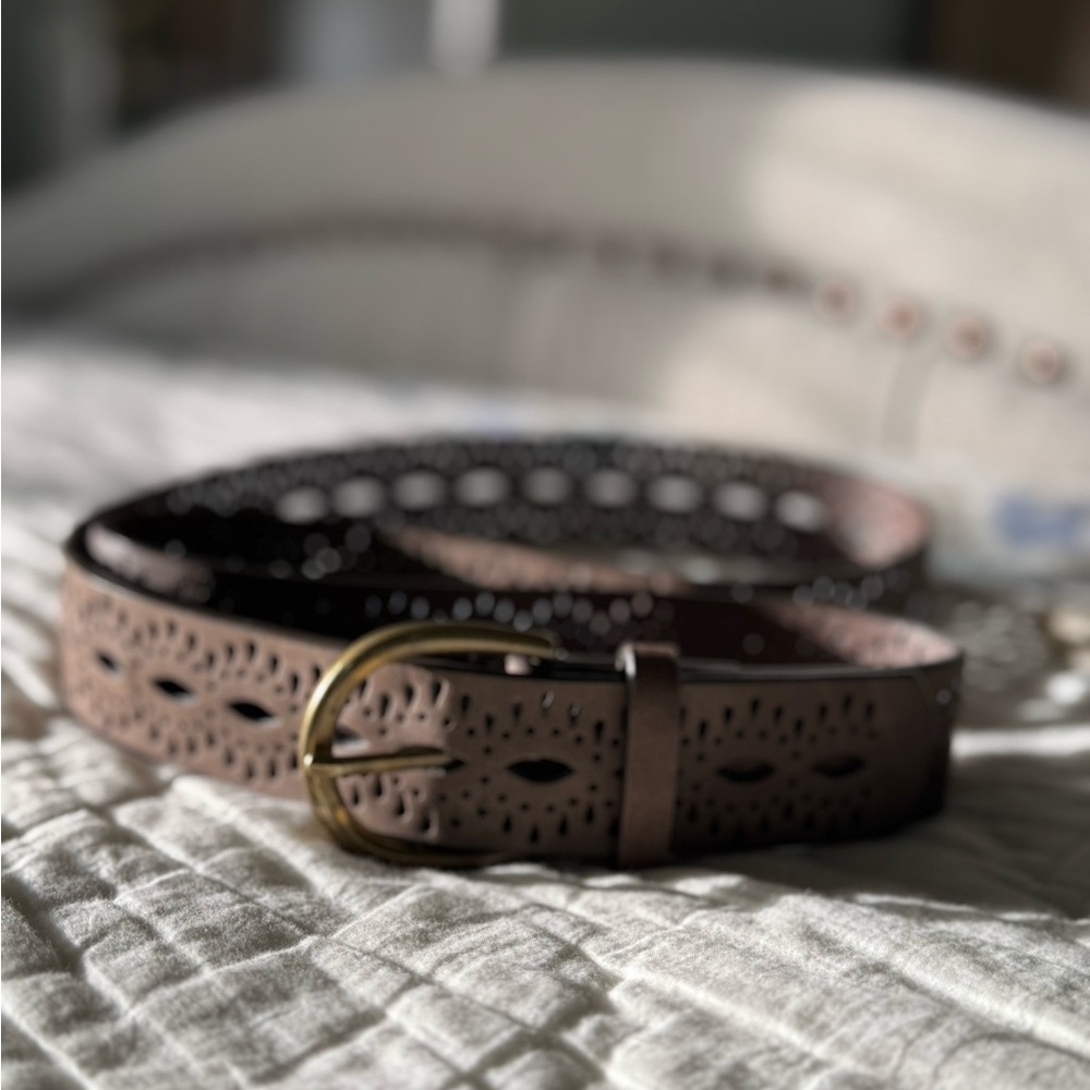 Elegant Brown Leather Belt with Gold Buckle
